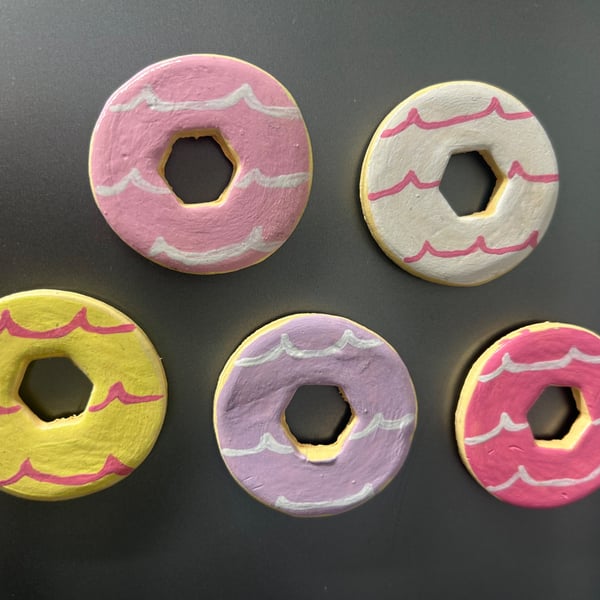 Party ring magnets