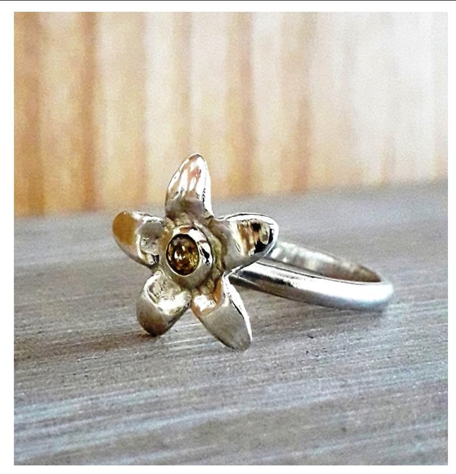 Flower Ring size S Sterling Silver , Citrine Ring , Hallmarked