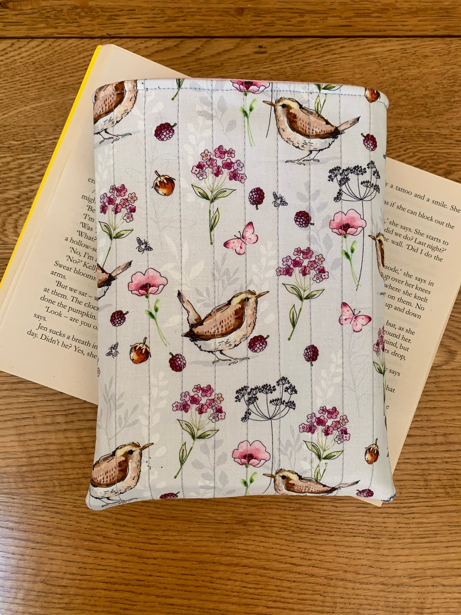 Wren Print Quilted Fabric Book Sleeve - Paperback Size