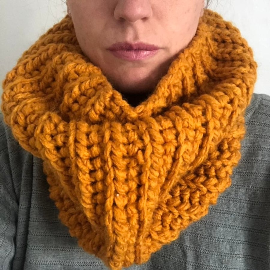 Handmade chunky knit crocheted snood