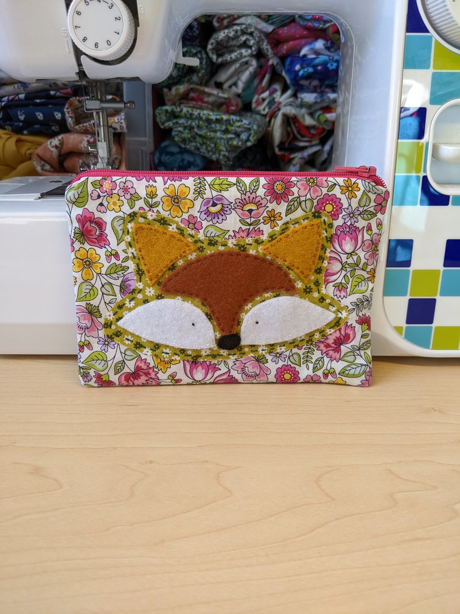 Appliqué Fox Purse - Pink Floral