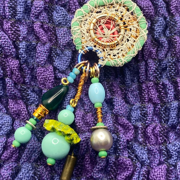Dangly pin with vintage beads 