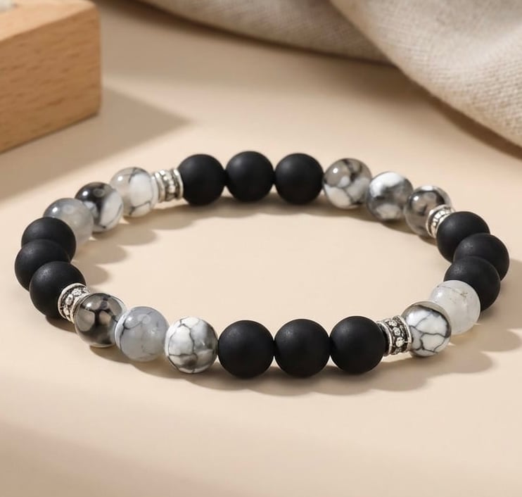 Unisex Monochrome Bracelet. 