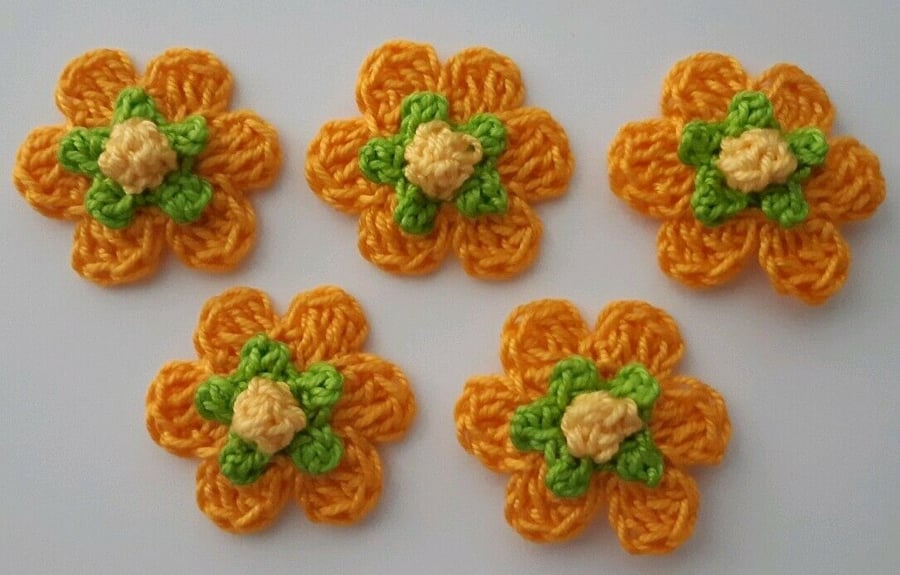 5x Orange Crochet Flowers - Crafts - Embellishments - Cardmaking