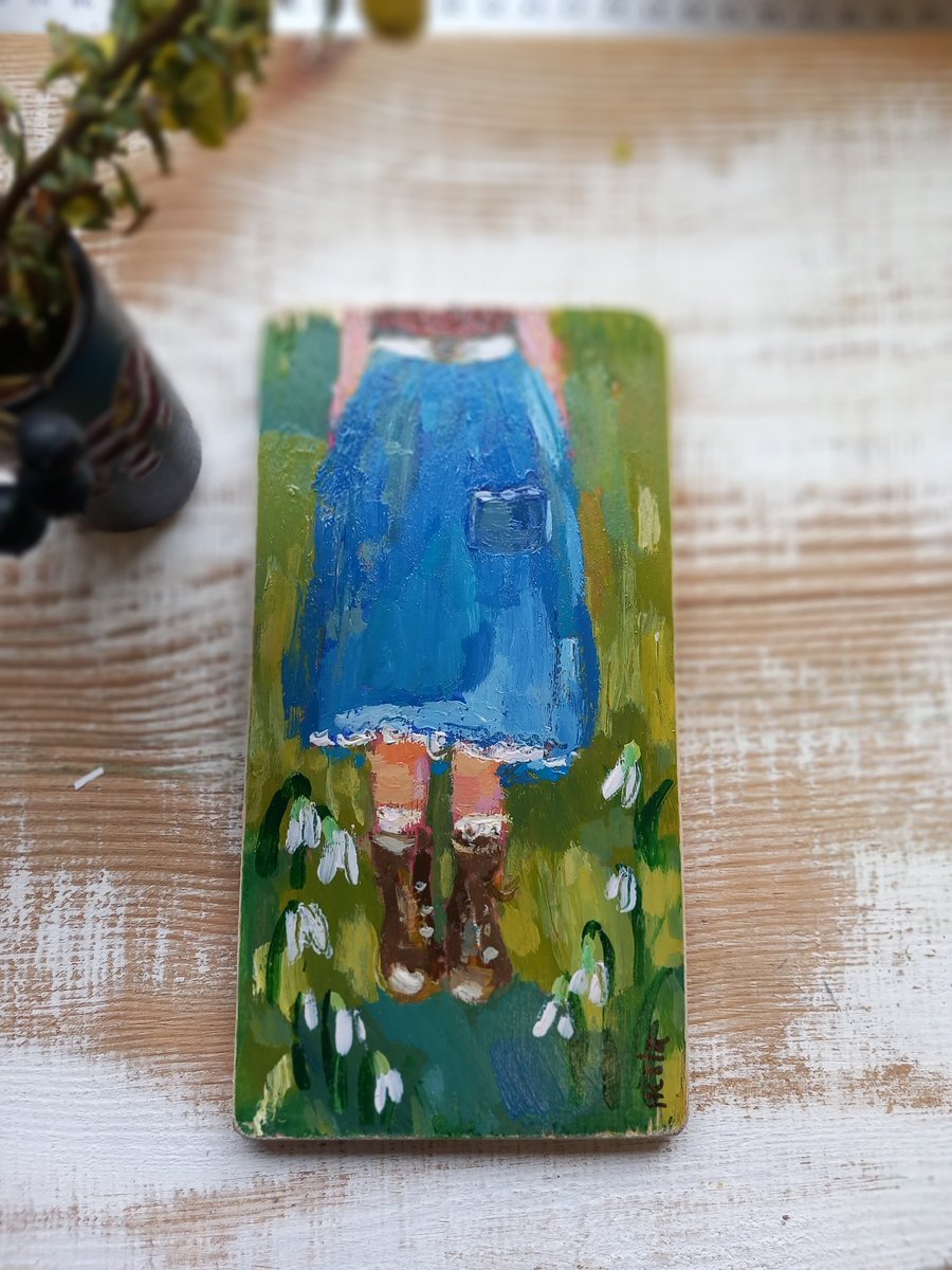 Standing in snowdrop joy '  