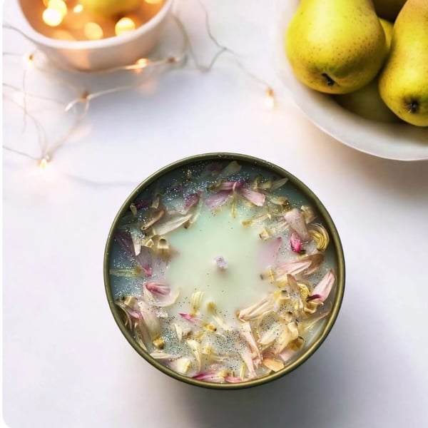 French Pear and Soft Musk Soy Wax Candle Vegan Hand Poured 5oz Gold Tin