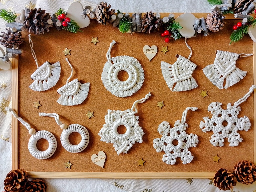 Set of 10 macrame Christmas ornaments - Light beige 