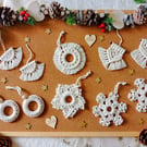 Set of 10 macrame Christmas ornaments - Light beige 