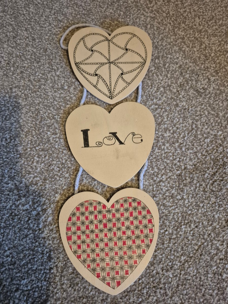 3 hanging love hearts