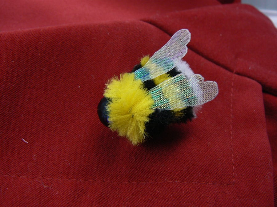 bumble bee brooch