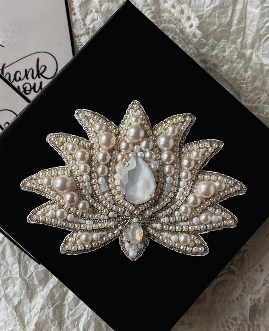 Elegant Pearl Lotus Flower Brooch, Handcrafted Wedding Accessory, Beaded White B