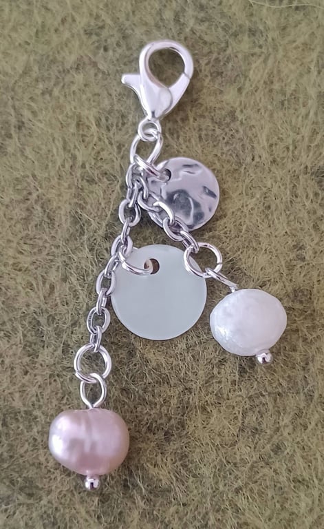 Handmade Pearl Zipper Charm