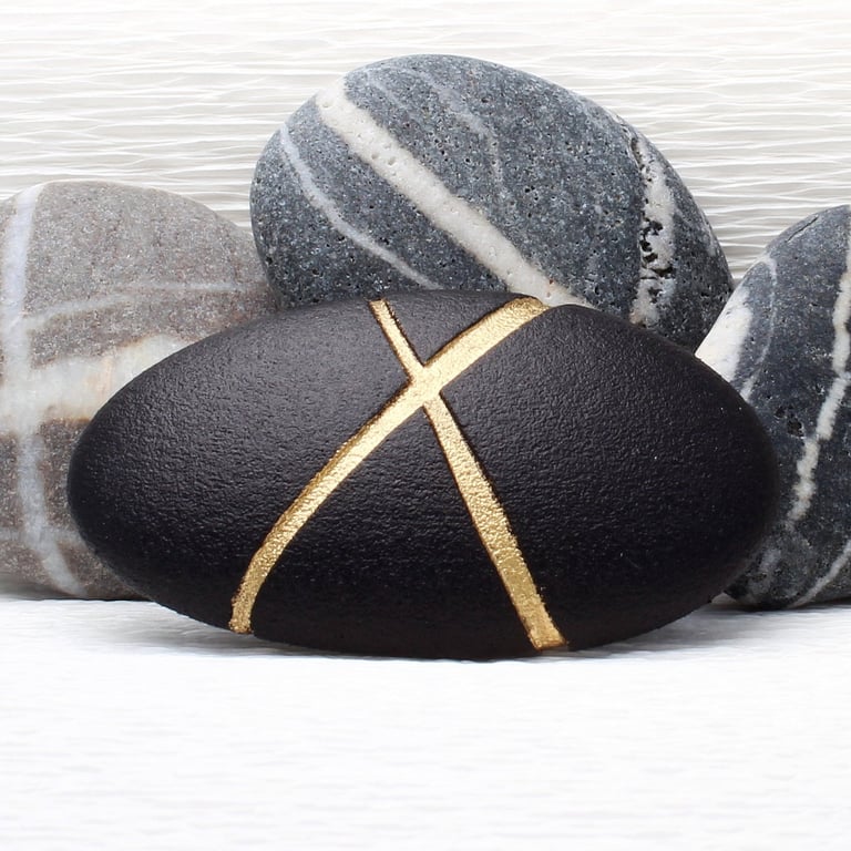 Black Pebble brooch with gold lines, nature inspired, designer jewellery 