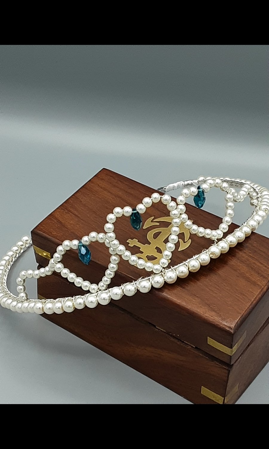 Fabulous faux pearl and crystal heart tiara 
