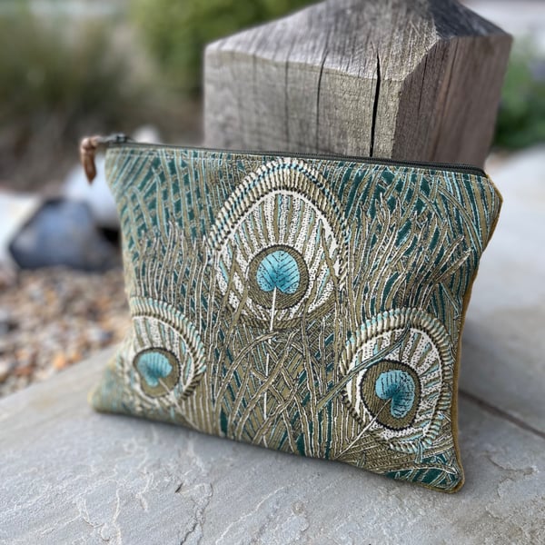 Vintage Liberty Hera linen zip pouch with velvet back