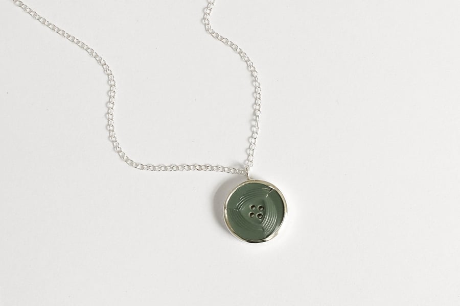 Vintage button necklace, silver necklace, art deco