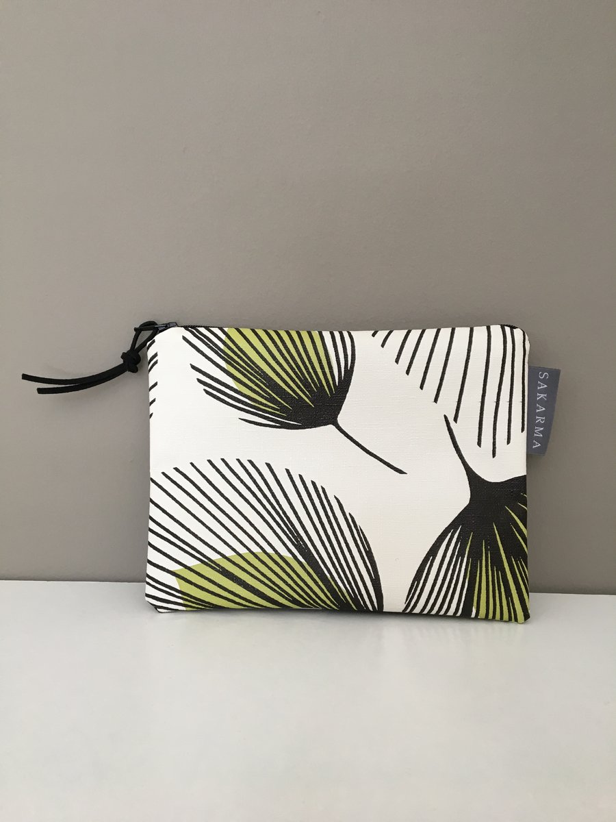 Zip Purse - Retro Leaf