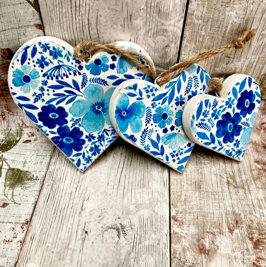 Blue White Floral Decorative Hanging Hearts Chunky Wood Set of 3 Handmade