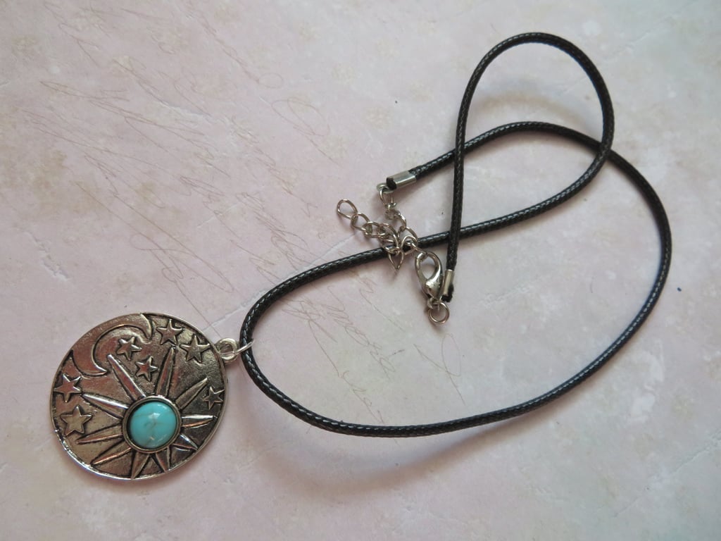 Silver Tone Sun Moon and Stars Celestial Pendant Braid Choker Necklace 