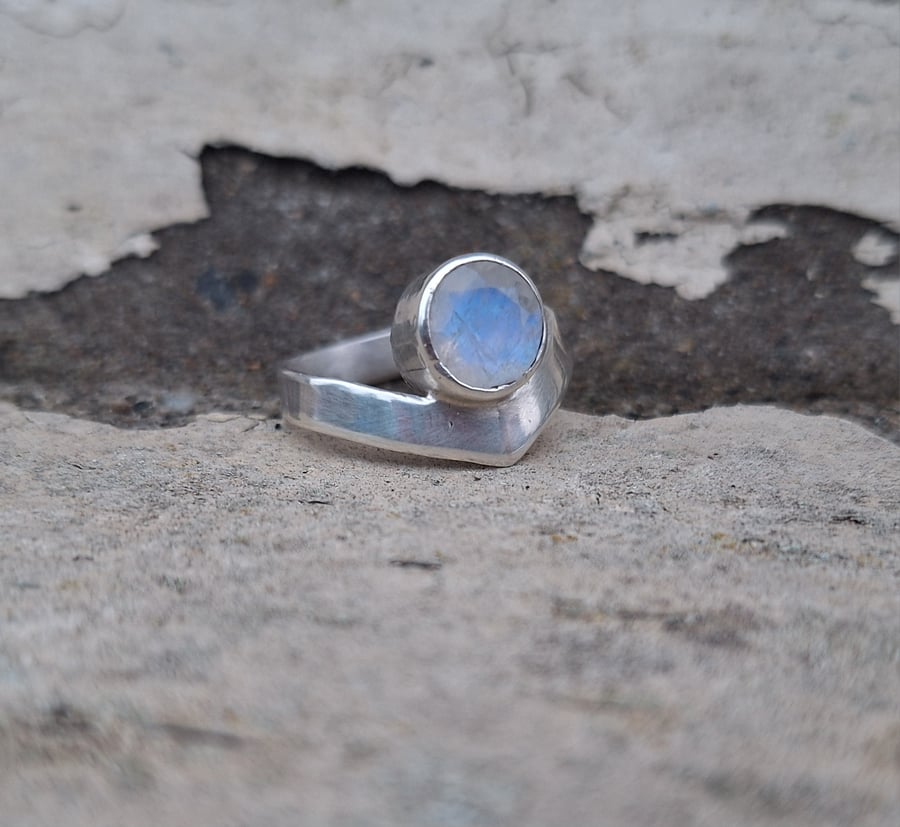 Rainbow Moonstone Chevron Ring in Sterling Silver