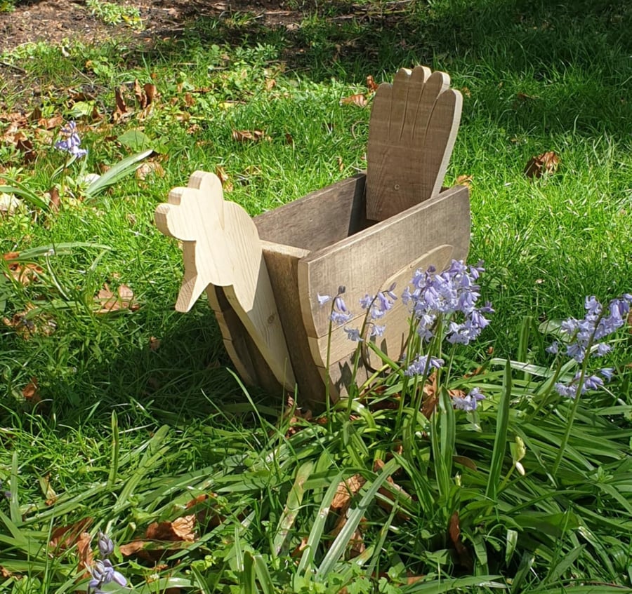 Chicken planter! Wooden! Hen shaped! Reclaimed timber! Recycled! Hand made!