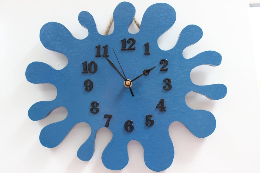 Wooden 'Splat' Clock