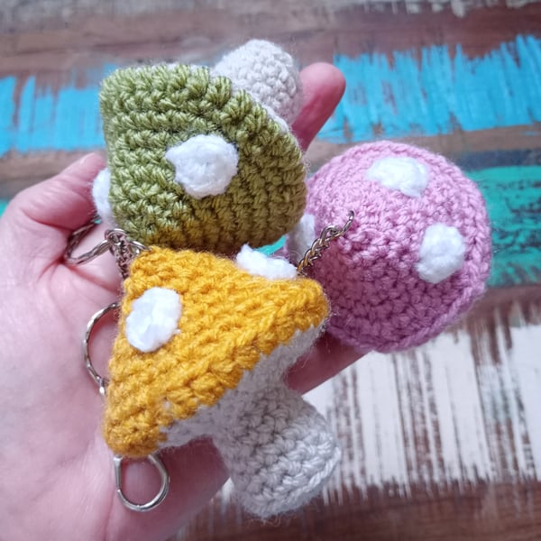 Crochet keyring toadstool