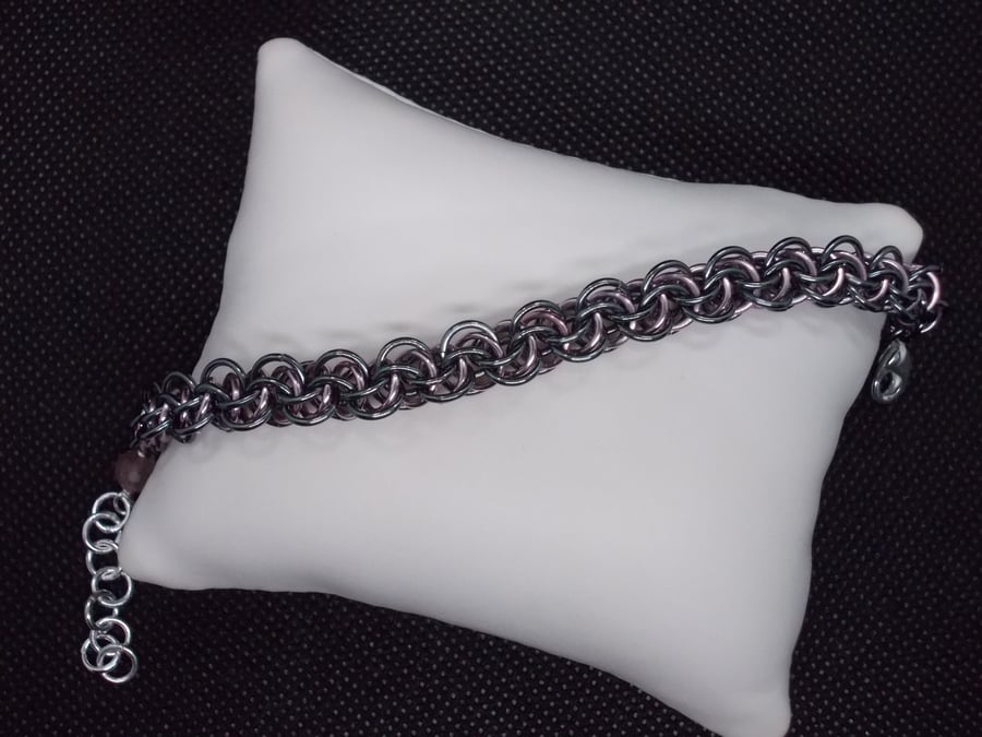 SALE - Black and pink backbone weave chainmaille bracelet