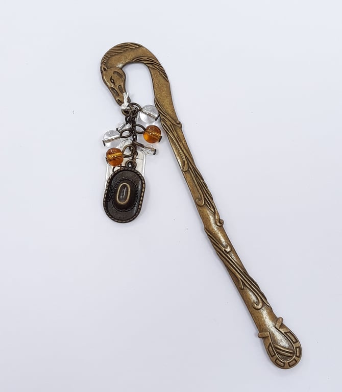 DG07 Horse design bookmark with beads and cowboy hat