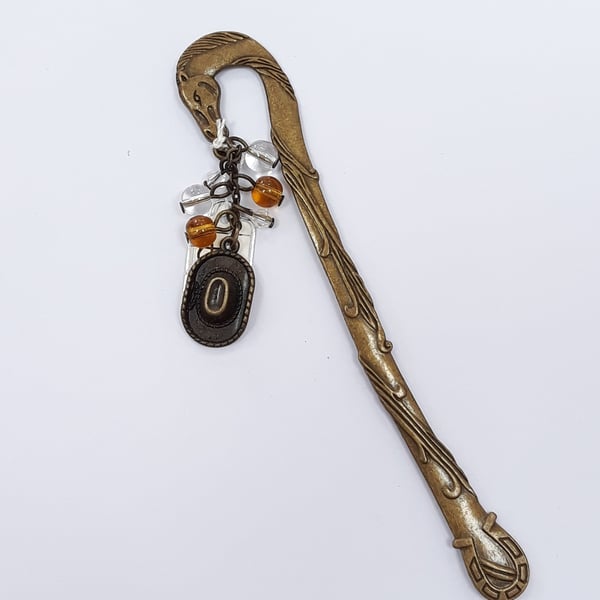 DG07 Horse design bookmark with beads and cowboy hat