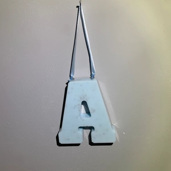 hanging letter