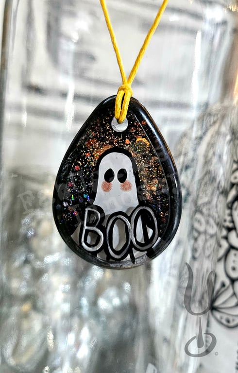 Handmade 'BOO' ghost necklace -hand painted ghost with glitter set in resin