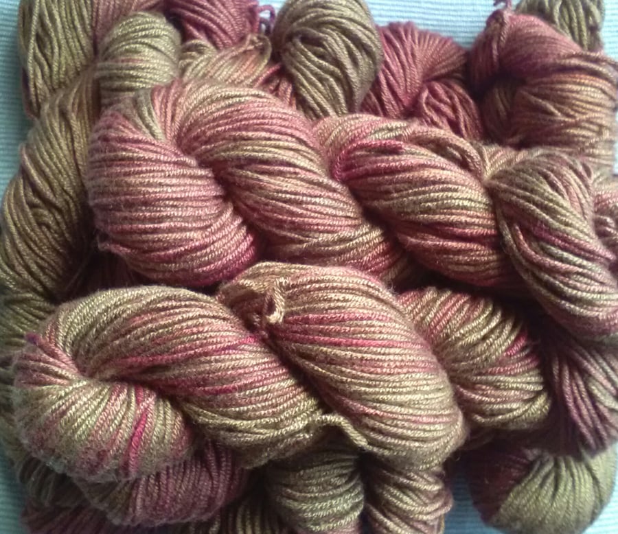 50g Hand-dyed  BAMBOO WOOL DK  Khaki, red purple, bronze