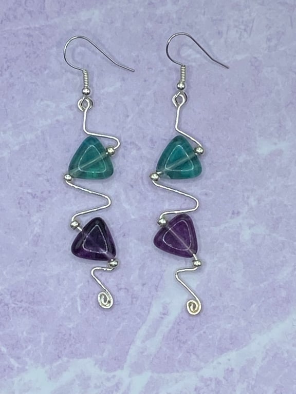 Wire zigzag earrings with fluorite stone triangles