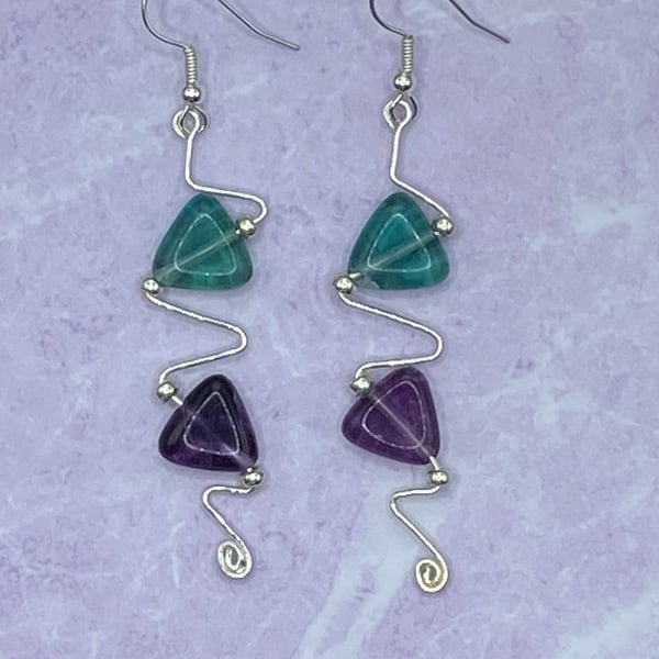 Wire zigzag earrings with fluorite stone triangles