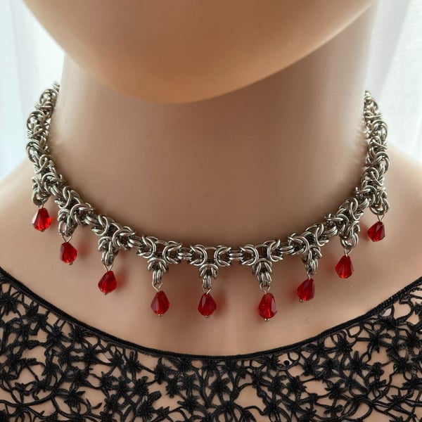 Chainmaille Necklace - Beaded Chainmail  Necklace 