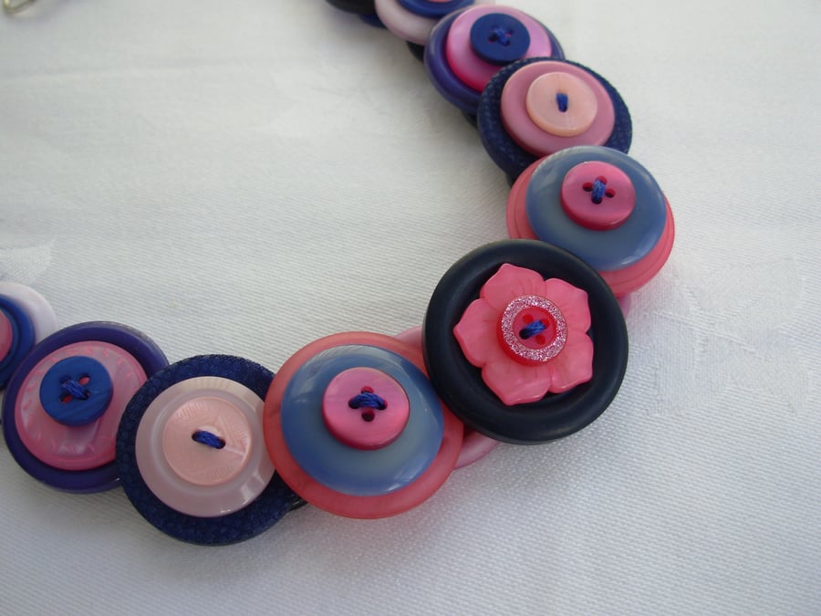 Button Necklace Navy and Pink