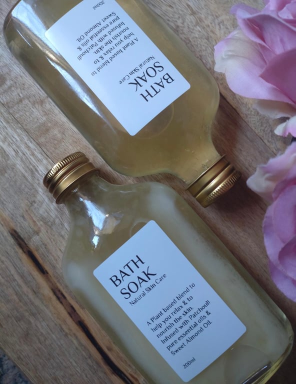 Bath Soak, 200ml, Patchouli, Sweet Almond Oil, Plant Based Blend.