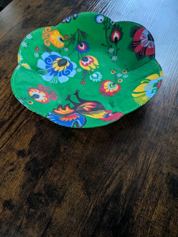 Handmade Folk Textile Bowl – Water-Resistant Green Fabric Trinket Dish