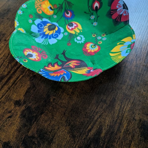 Handmade Folk Textile Bowl – Water-Resistant Green Fabric Trinket Dish