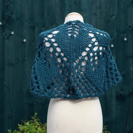 Chunky hand knit lace shawl in moonlight 100% wool - design SB168