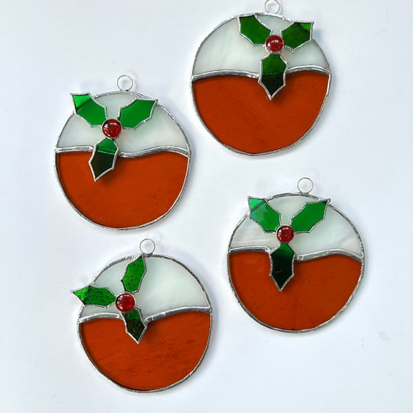 Stained Glass Christmas Pudding Suncatcher - Handmade Window Decoration 