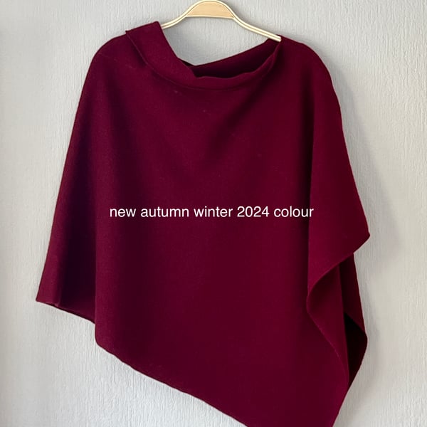 Poncho - merino lambswool Bordeaux red wine 