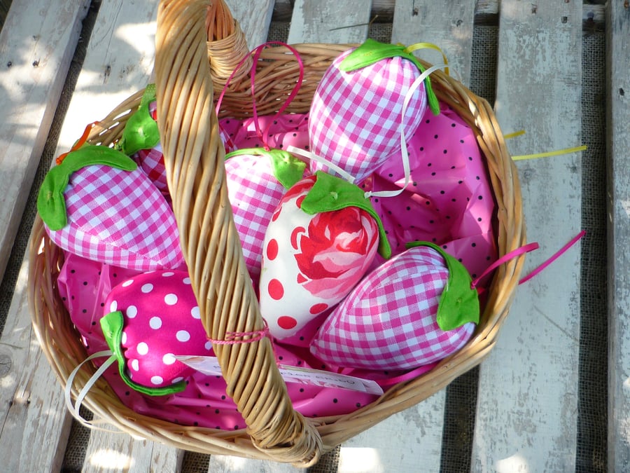 A Delicious Padded Summer Strawberry Decoration Gorgeous Gift Idea Door Hanger 