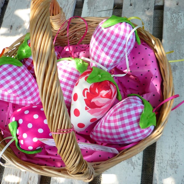 A Delicious Padded Summer Strawberry Decoration Gorgeous Gift Idea Door Hanger 