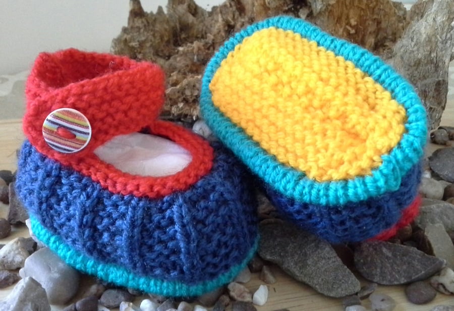 Gender Neutral Hand Knitted Baby Shoes 0-6 Months