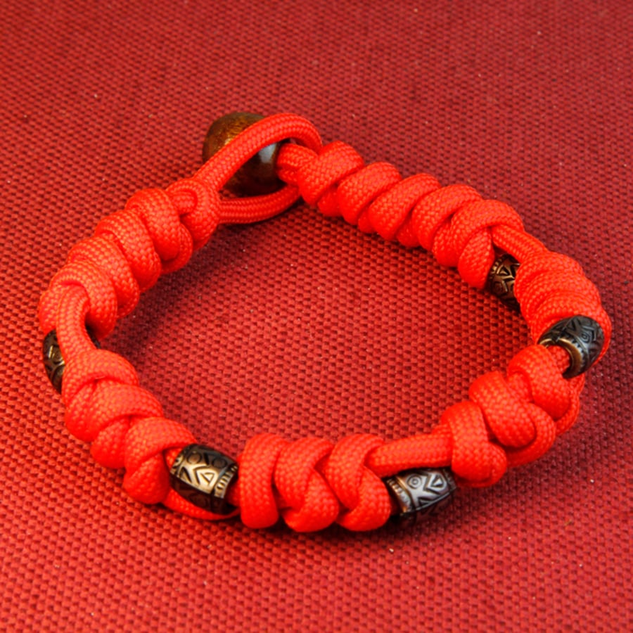 8 PARACORD BRACELET