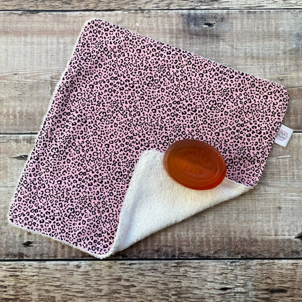 Organic Bamboo Cotton Wash Face Cloth Flannel Pink Black Leopard Print