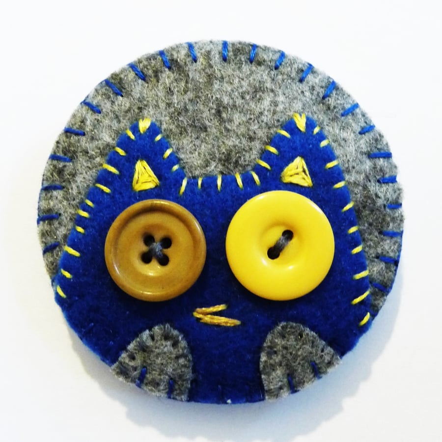 Clip Art Inspired Cat Design Handmade Felt Brooch