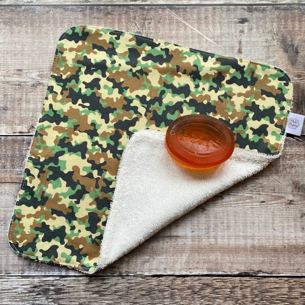 Organic Bamboo Cotton Wash Face Wipe Cloth Flannel Green Camo Camouflage